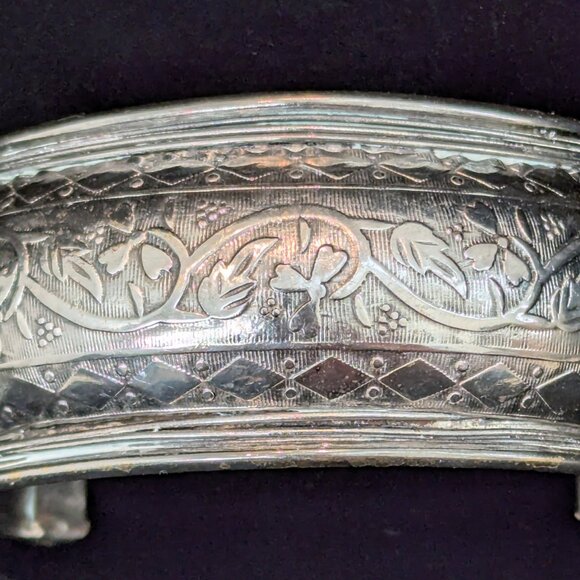 Vintage Sterling Silver Wide Cuff Bracelet - Ornate Floral Engraving & Repoussé - Picture 4 of 7